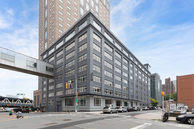 175 Pearl St