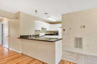 527 M.L.K. Drive in Jersey City, NJ - Building Photo - Building Photo