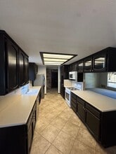 1180 La Loma Dr in Nipomo, CA - Building Photo - Building Photo