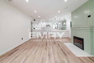 9135 Arrington Ave in Downey, CA - Building Photo - Building Photo