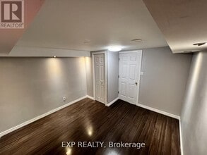 39 Frankton Crescent in Toronto, ON - Building Photo - Building Photo