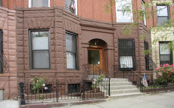 323 3rd St in Brooklyn, NY - Building Photo - Building Photo