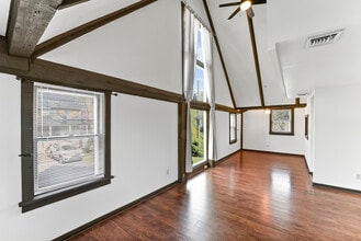 212 S Union St in Kennett Square, PA - Building Photo - Building Photo