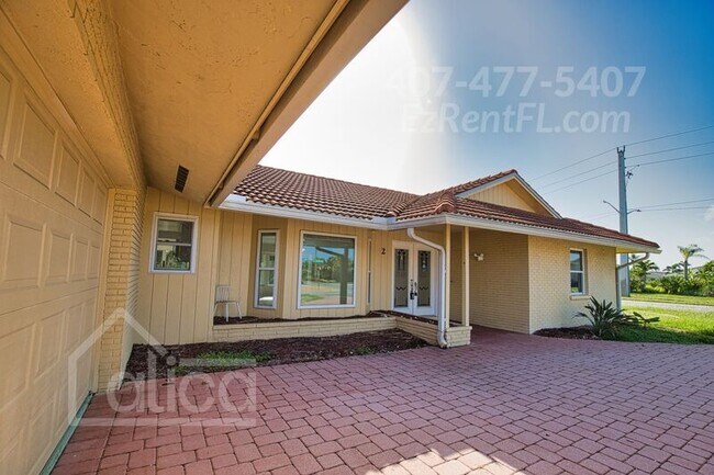 2 Brentwood Ln in Englewood, FL - Building Photo - Building Photo