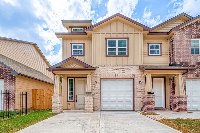 property at 5530 Hirondel