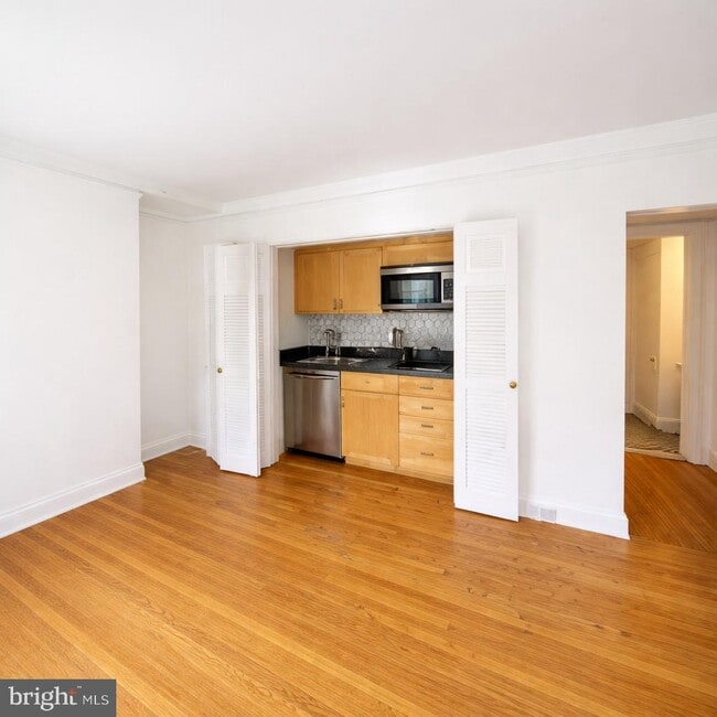 9 Palmer Square W in Princeton, NJ - Building Photo - Building Photo