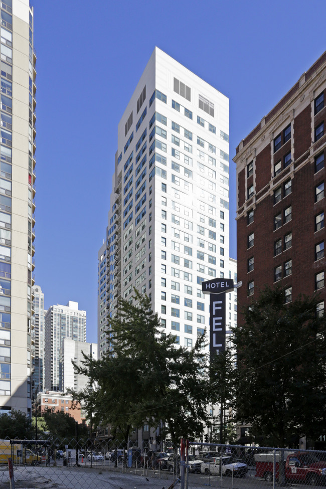 West77 Apartments in Chicago, IL - Foto de edificio - Building Photo