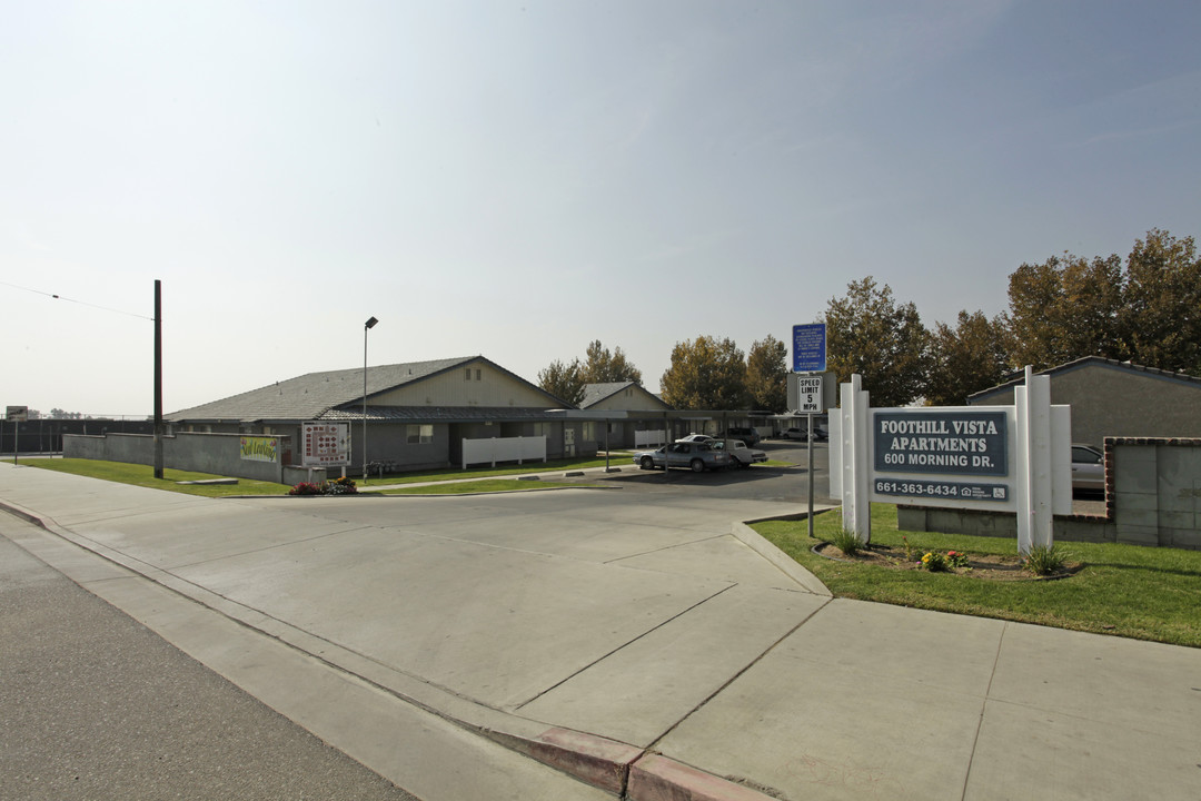 Foothill Vista Apartments in Bakersfield, CA - Foto de edificio