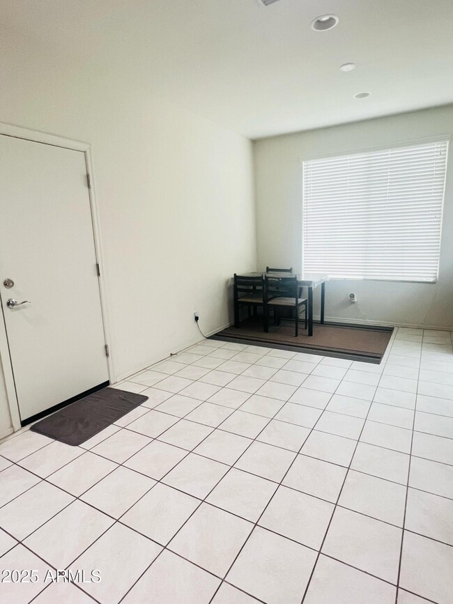 7035 W Maya Way in Peoria, AZ - Building Photo - Building Photo