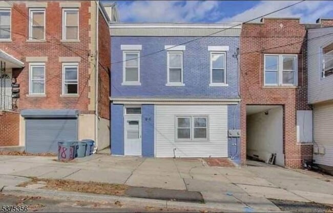 property at 96 King St