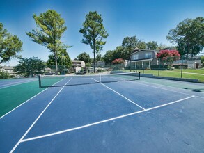 The Overlook Apartment Homes in Huntsville, AL - Foto de edificio - Building Photo