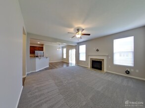 1964 Shadow Creek Blvd in Columbus, IN - Building Photo - Building Photo