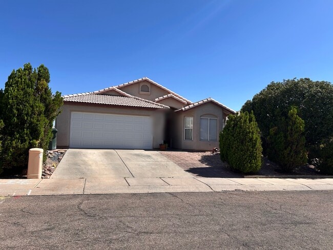 4677 Cll Las Cruces
