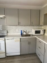 19 Abbey Ln, Unit 2060 in Delray Beach, FL - Foto de edificio - Building Photo