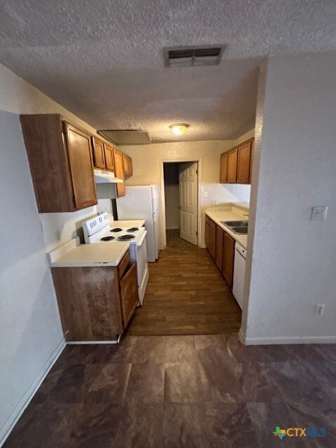 property at 1813 Cedarhill Dr