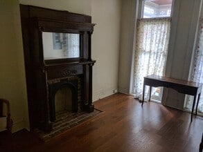 100 W Marshall St in Richmond, VA - Foto de edificio - Building Photo