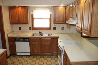 1701 Southfield Rd in Evansville, IN - Building Photo - Building Photo