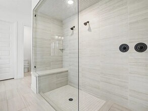 104 Rocky River Rd in Andice, TX - Building Photo - Building Photo