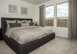 10473 Pineland Dr in Willis, TX - Building Photo - Building Photo