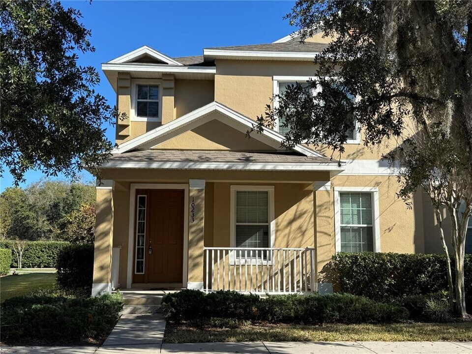 10233 Lake District Ln in Orlando, FL - Building Photo