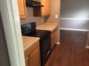 290 Hedgewood Ct in Lexington, KY - Building Photo - Building Photo