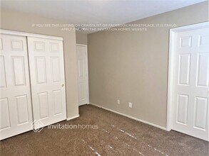 7654 Glorietta Bay Ct in Las Vegas, NV - Building Photo - Building Photo