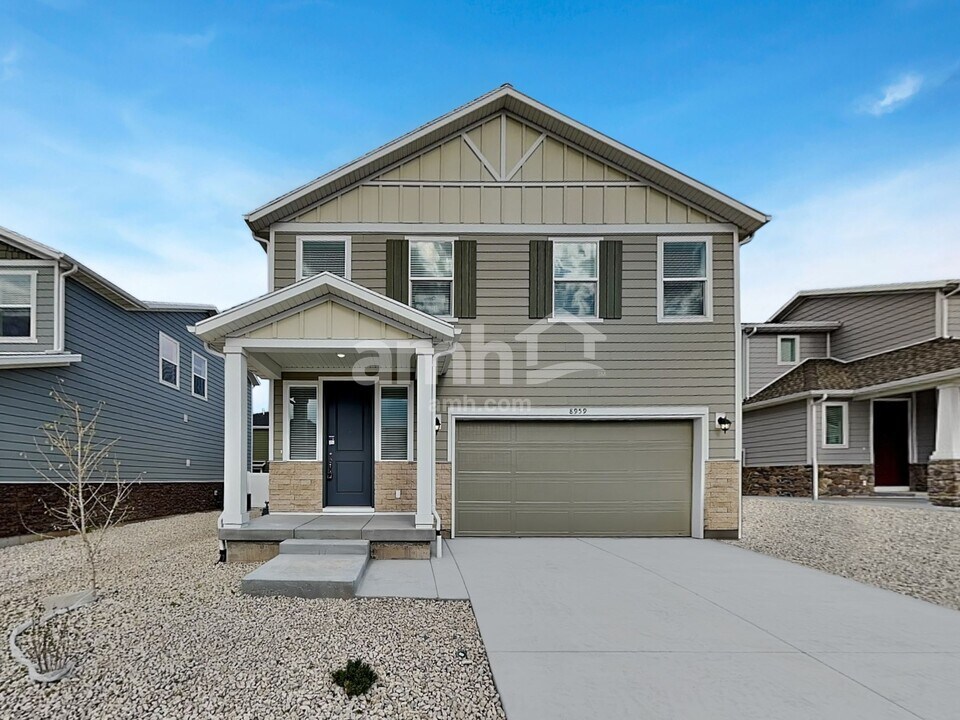 8959 S John Annie Ln in West Jordan, UT - Building Photo