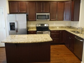 1002 Wisdom Ct in Glen Burnie, MD - Building Photo - Building Photo
