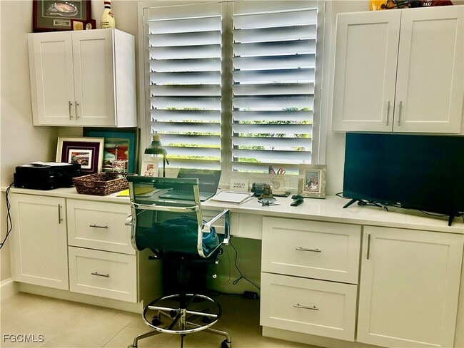 property at 11640 Court of Palms