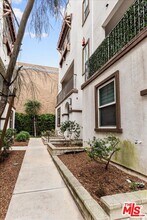 127 Boeing Ln in Los Angeles, CA - Building Photo - Building Photo