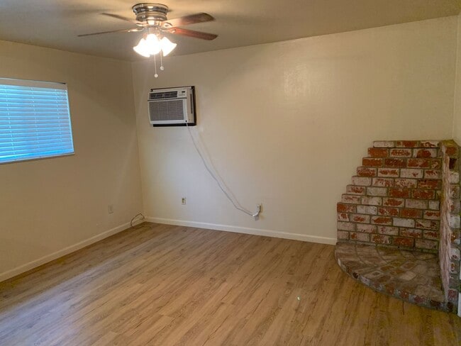 535 N Orange Ave in Modesto, CA - Building Photo - Building Photo