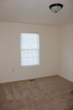 1016 Cherrybrook Dr in Harrisonburg, VA - Building Photo - Building Photo