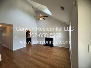 386 Broad Dr in Raeford, NC - Building Photo - Building Photo