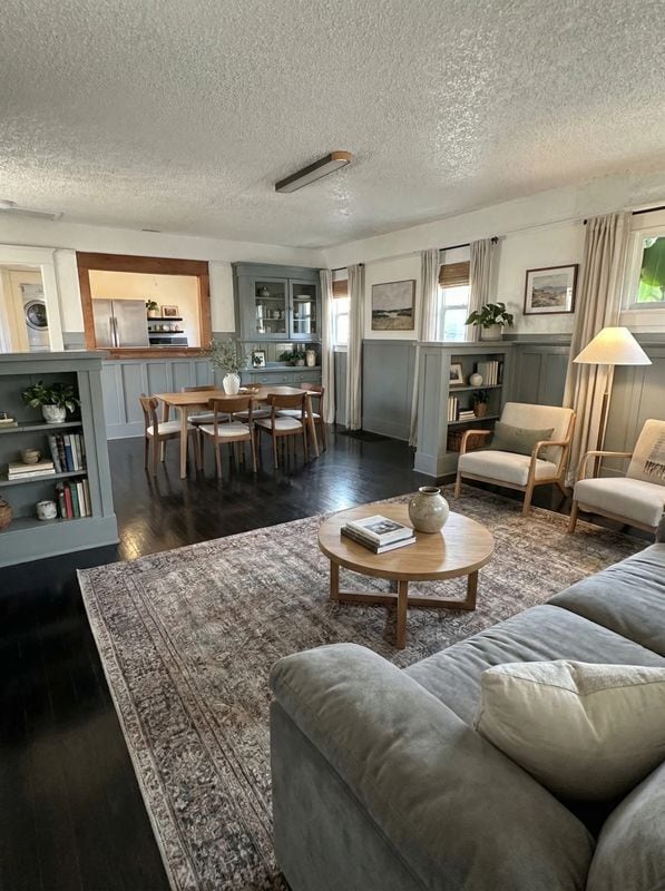 property at 1661 W 36th Pl