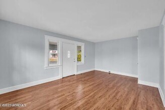 511 Westwood Ave in Long Branch, NJ - Building Photo - Building Photo