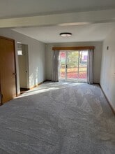 559 Hartzler St in Wooster, OH - Building Photo - Building Photo