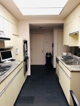 5110 San Felipe St in Houston, TX - Building Photo - Building Photo