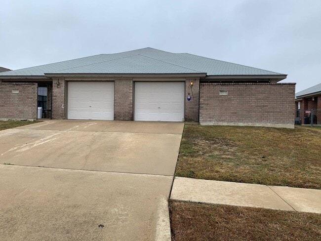 property at 3506 Dustin Ct