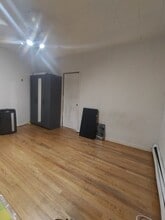 28 Harrison Ave, Unit 2nd floor in Harrison, NJ - Building Photo - Building Photo