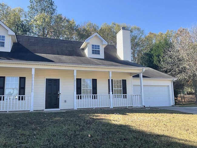 3998 Pinedale Ln in Gainesville, GA - Foto de edificio - Building Photo