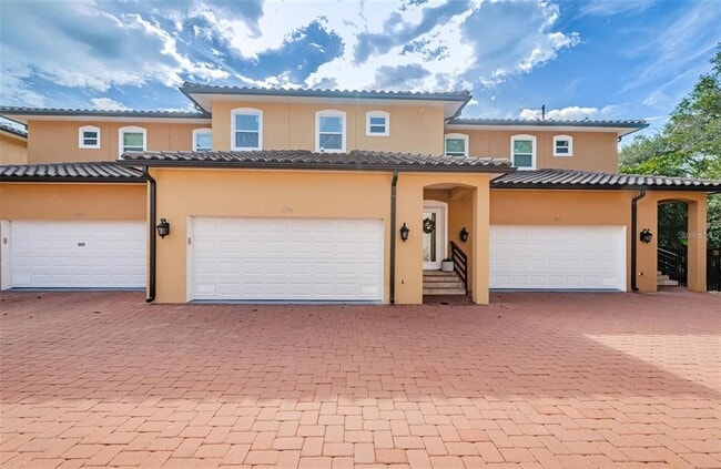 1954 Freedom Dr in Clearwater, FL - Building Photo - Building Photo