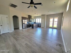 15173 Method Ave in El Paso, TX - Building Photo - Building Photo