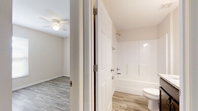 121 Bahia Terrace Dr-Unit -4 in Ocala, FL - Building Photo - Building Photo