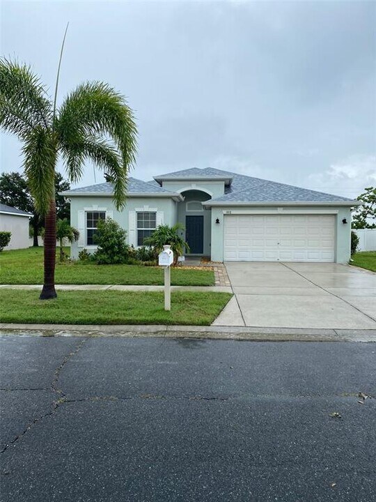 1812 Bonita Bluff Ct in Ruskin, FL - Building Photo