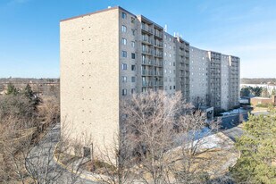 Lake Hinsdale Park in Willowbrook, IL - Building Photo