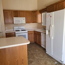 11205 E 25th St in Yuma, AZ - Building Photo - Building Photo