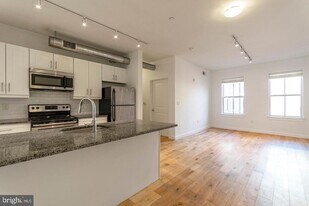 224 Church St in Philadelphia, PA - Building Photo