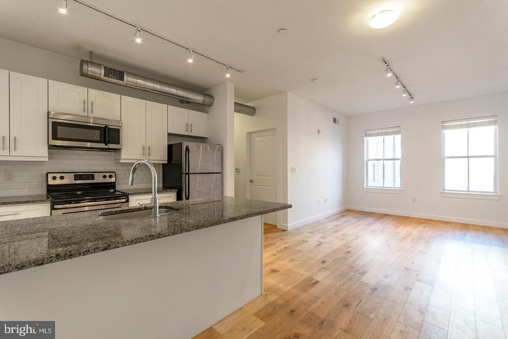 224 Church St in Philadelphia, PA - Building Photo