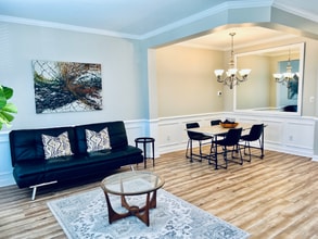 7304 Doverton Ct in Raleigh, NC - Foto de edificio - Building Photo