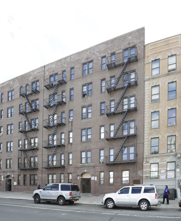 582-586 Southern Blvd in Bronx, NY - Building Photo